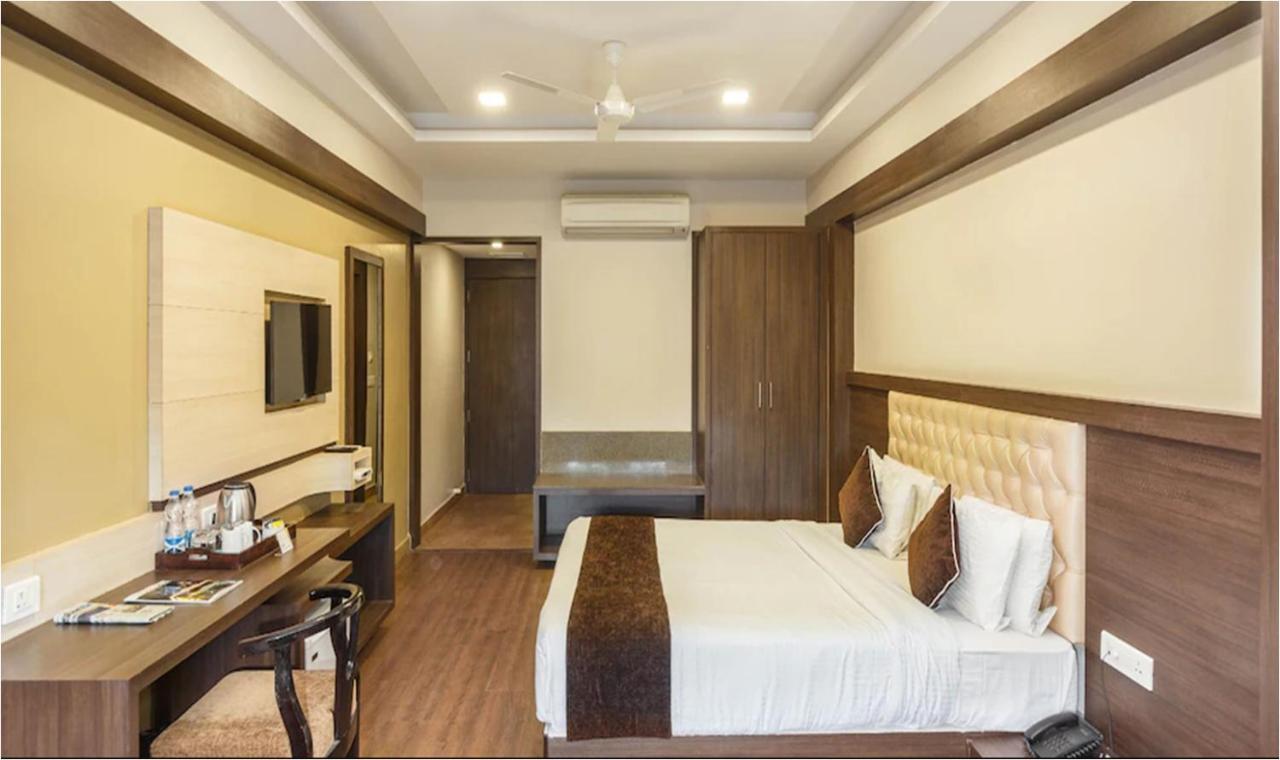 Hotel Rajwara Palace Jodhpur Джодхпур Екстер'єр фото